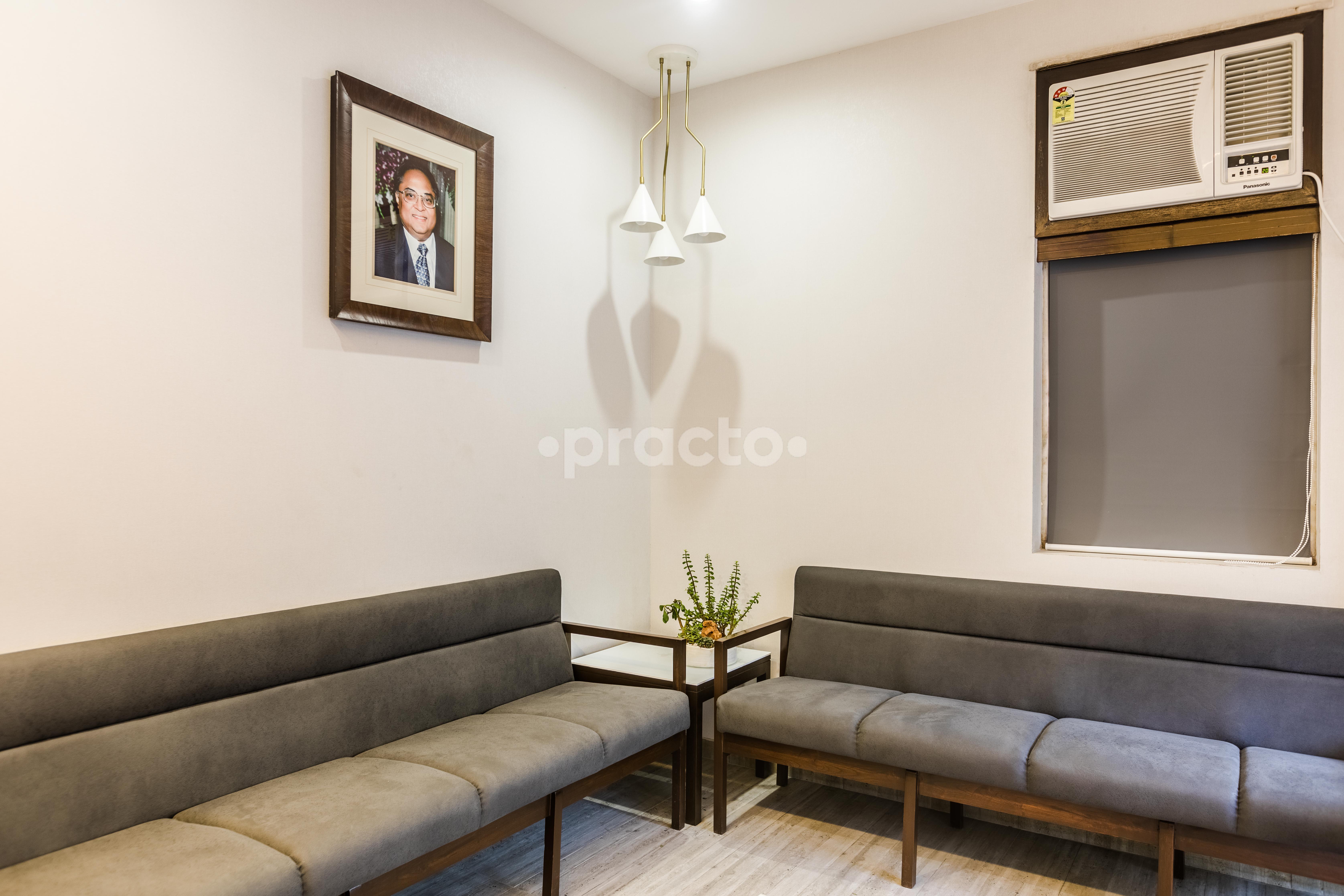 Waiting Area at Dalal Dental Care Wadala Mumbai