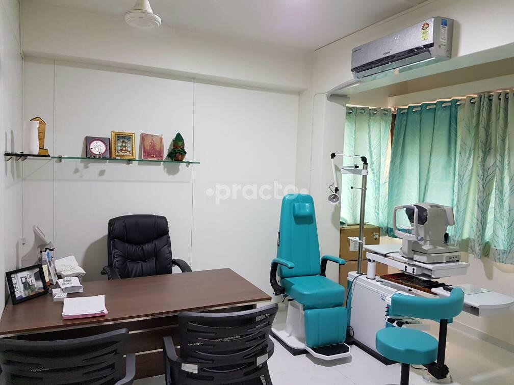 Consultation Room at The Eye Clinic Girgaon Mumbai