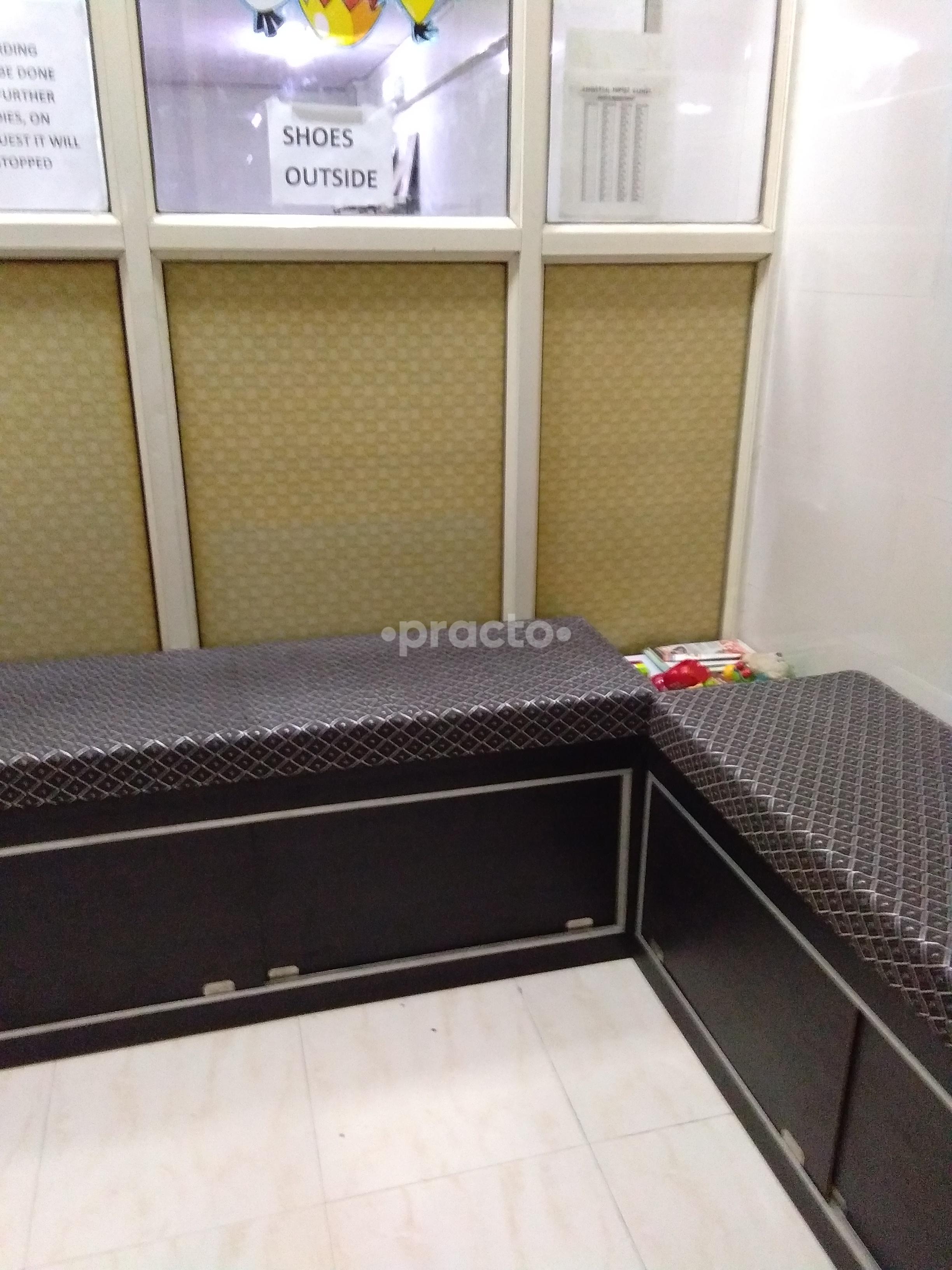 Waiting Area at Homoeopathic Doctor and Dietician Kamothe Navi Mumbai