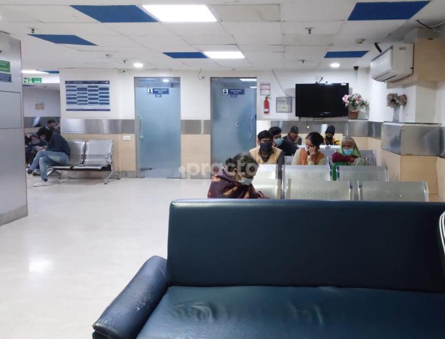 Shanti Mukund Hospital Karkardooma Delhi