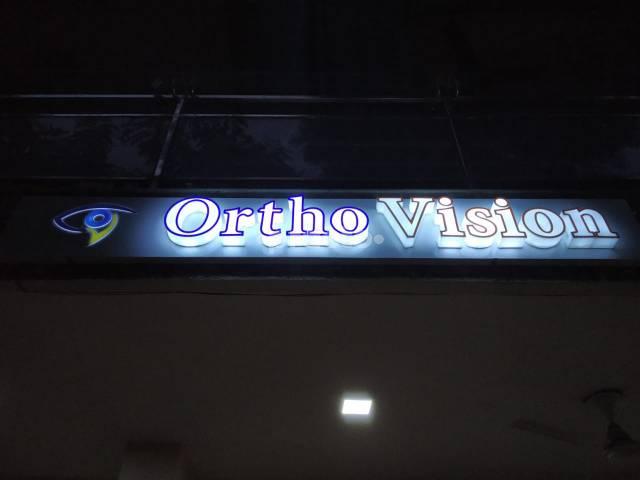 Entrance at Ortho Vision Clinic Sector 31 Noida