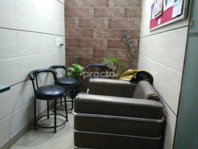 Waiting Area at Revive Pain and Spine Clinic Ramesh Nagar Delhi