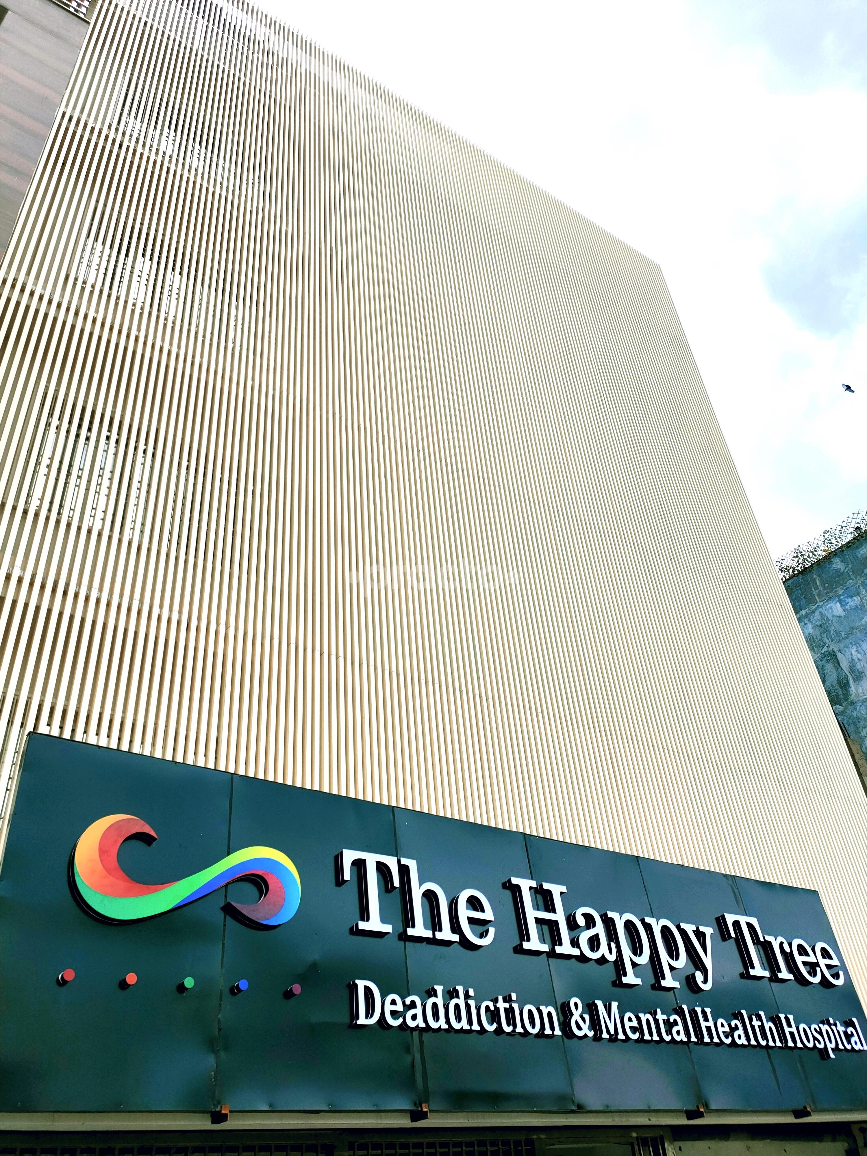 Outside Area at The Happy Tree - De-addiction And Mental Health Hospital Vivek Vihar Delhi