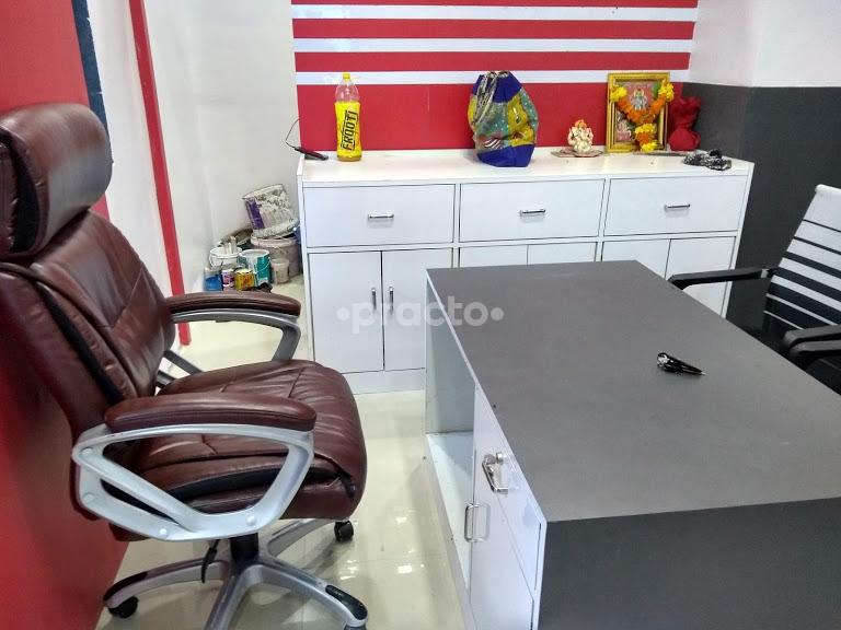 Consultation Room at Gayatri Clinic Bhiwandi Thane