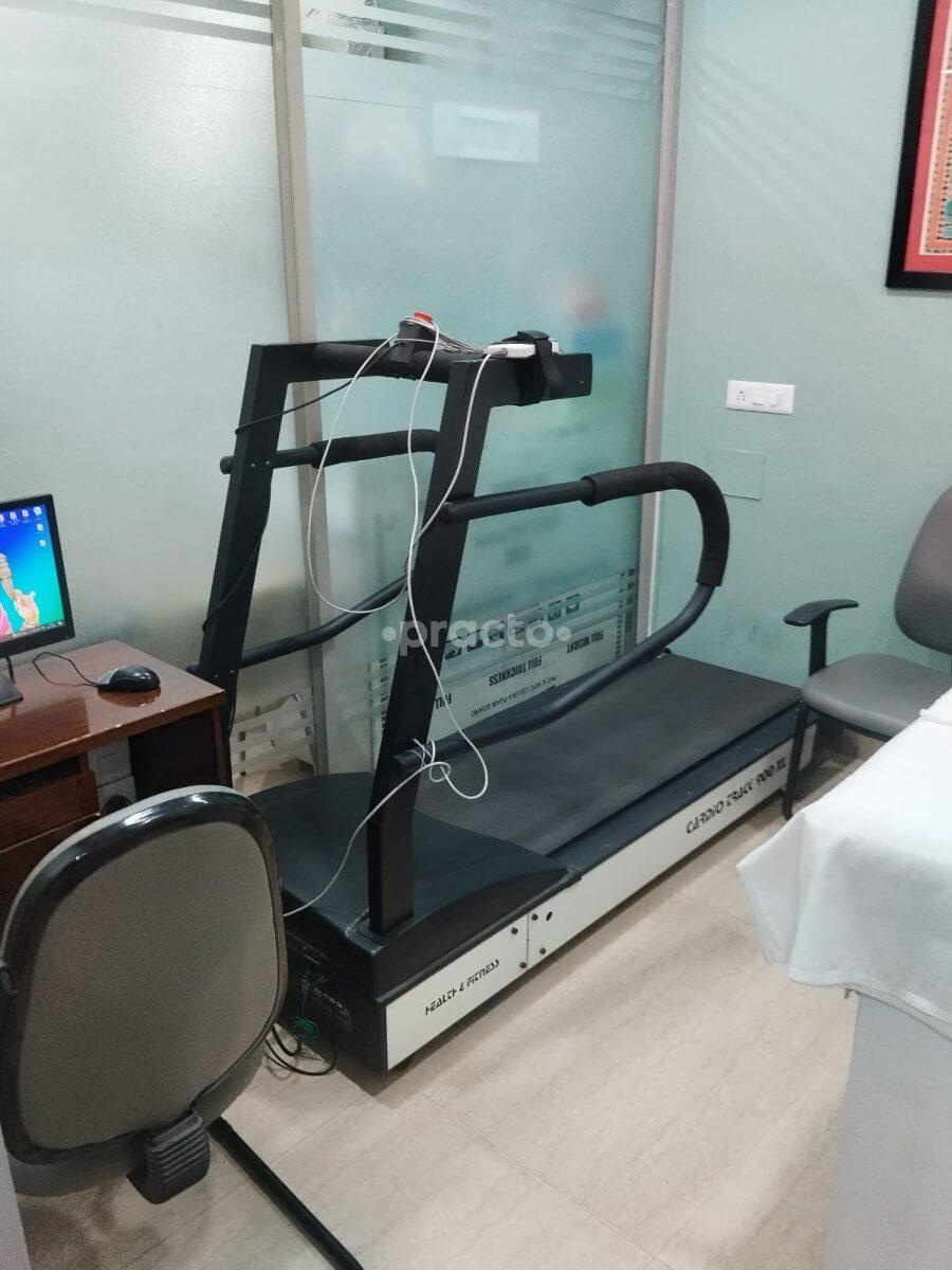 Treadmills at Wellstar Clinic & Diagnostics Centre Gurgaon Sector 56 Gurgaon