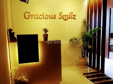 Reception at GRACIOUS SMILZ DENTAL CLINIC Begur Bangalore
