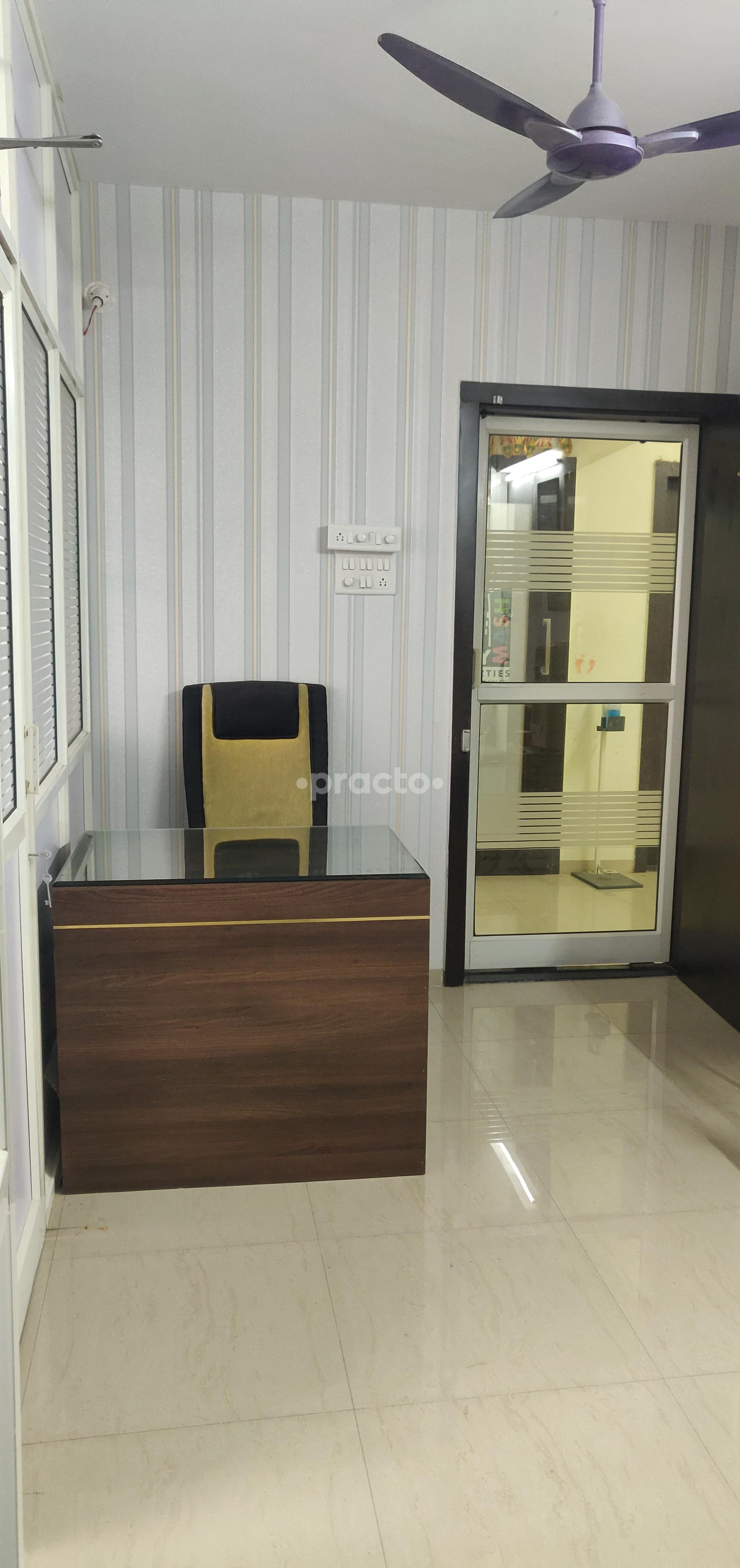 Reception Area at Dr.Benade's Sexologist Pune & Male Infertility Baner Pune