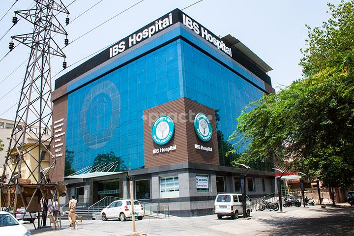 Outside Area at IBS Hospital Lajpat Nagar Delhi