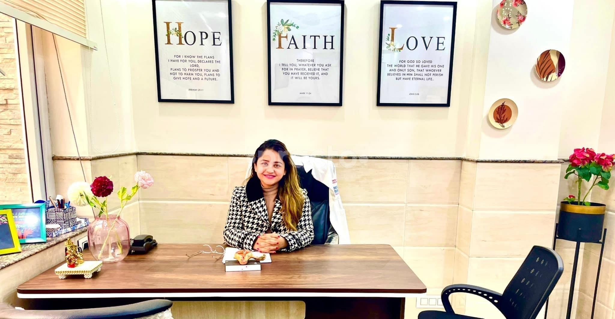Consultation Room at Endobloom Centre for advance gynae endoscopy Sector-19 Chandigarh