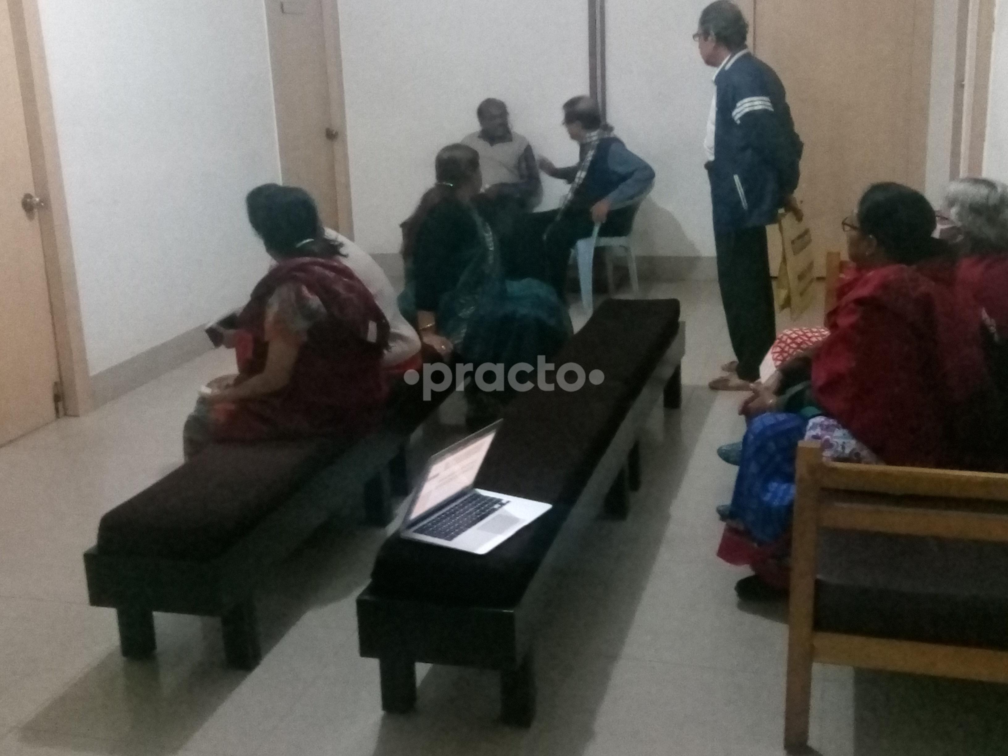 Waiting Area at Reliance Diagnostics Salt Lake Kolkata