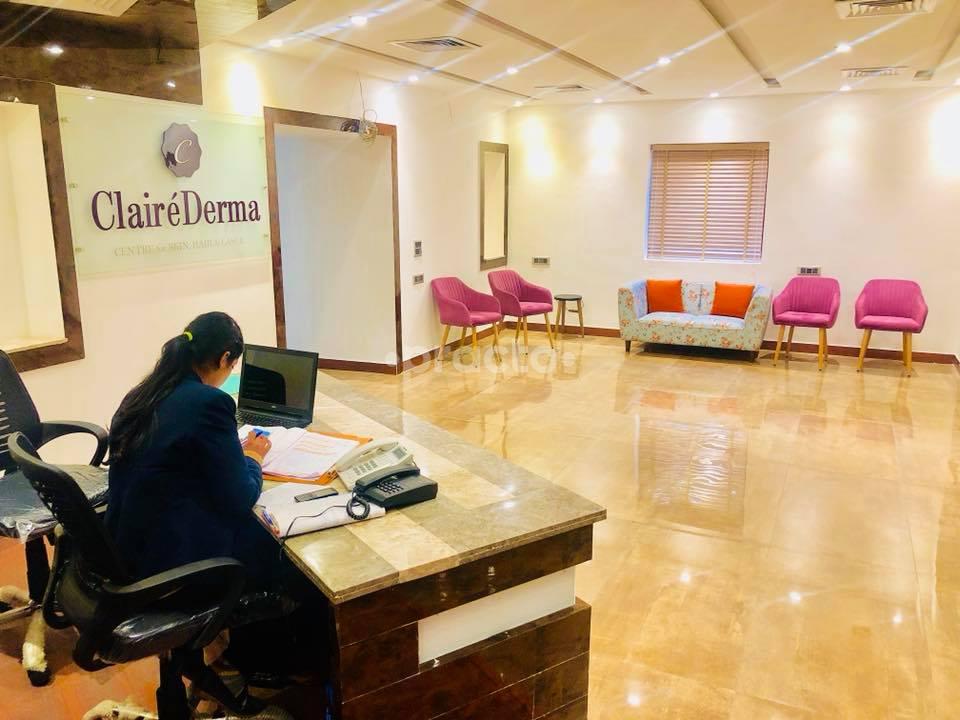 Reception at Prakash Hospital  Sector 33 Noida