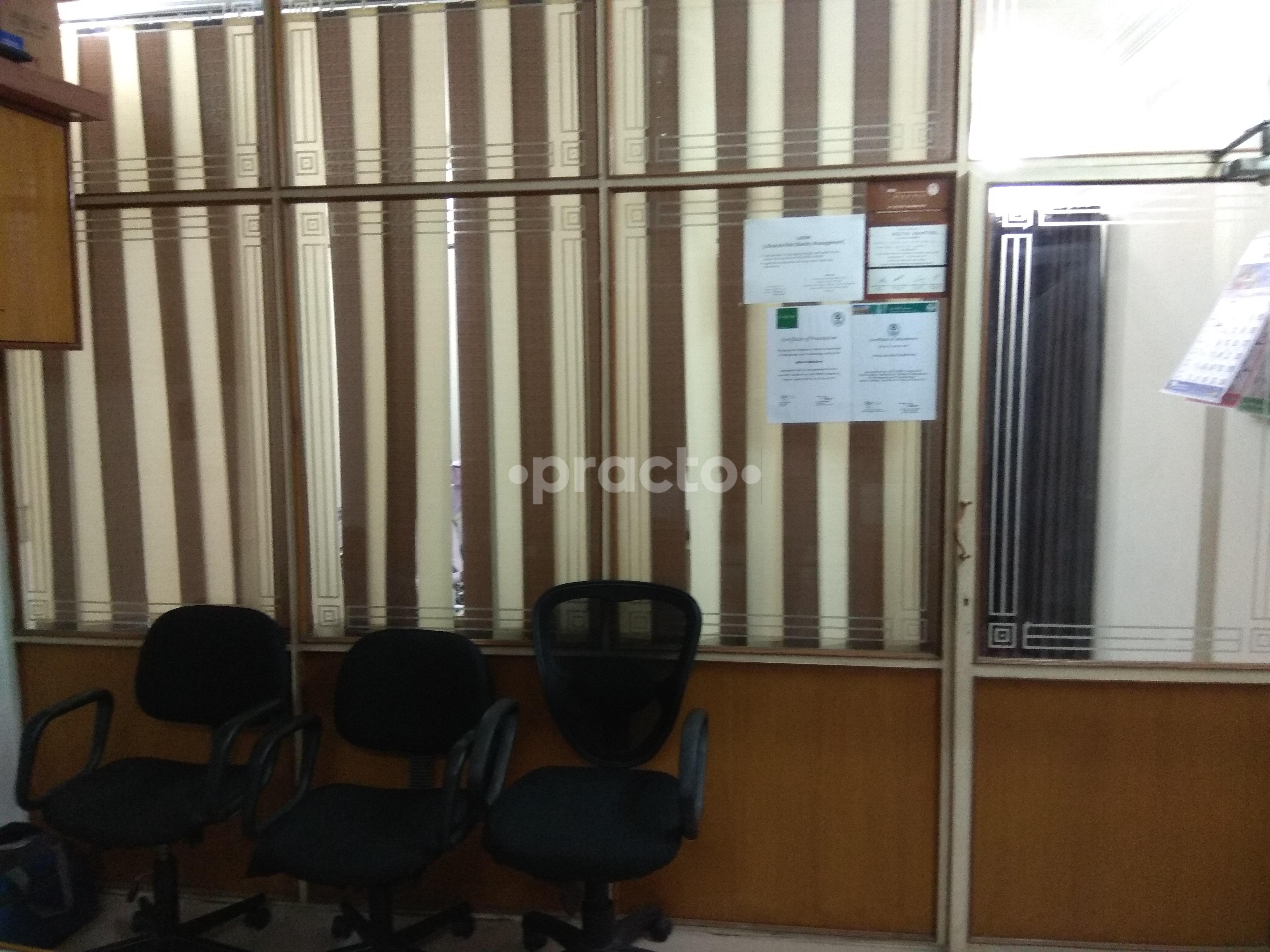 Waiting Area at Advanced Orthopaedic Clinic  Dharampeth Nagpur