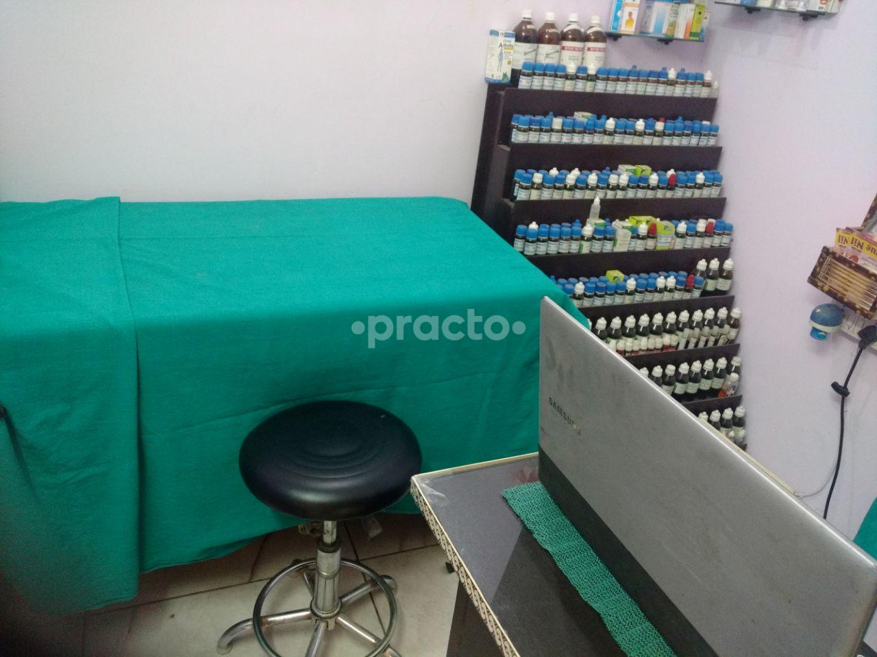 OPD/Ward at Dr. Negi's Homoeopathic Clinic Uttam Nagar Delhi
