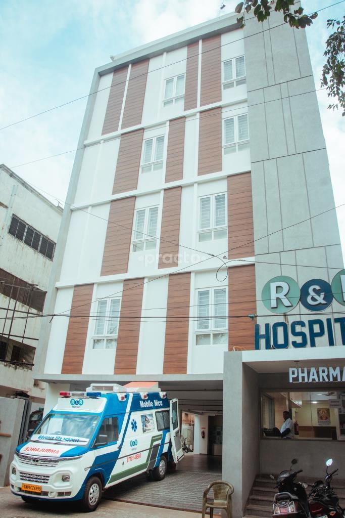 Outside Area at R&R Hospitals T Nagar Chennai