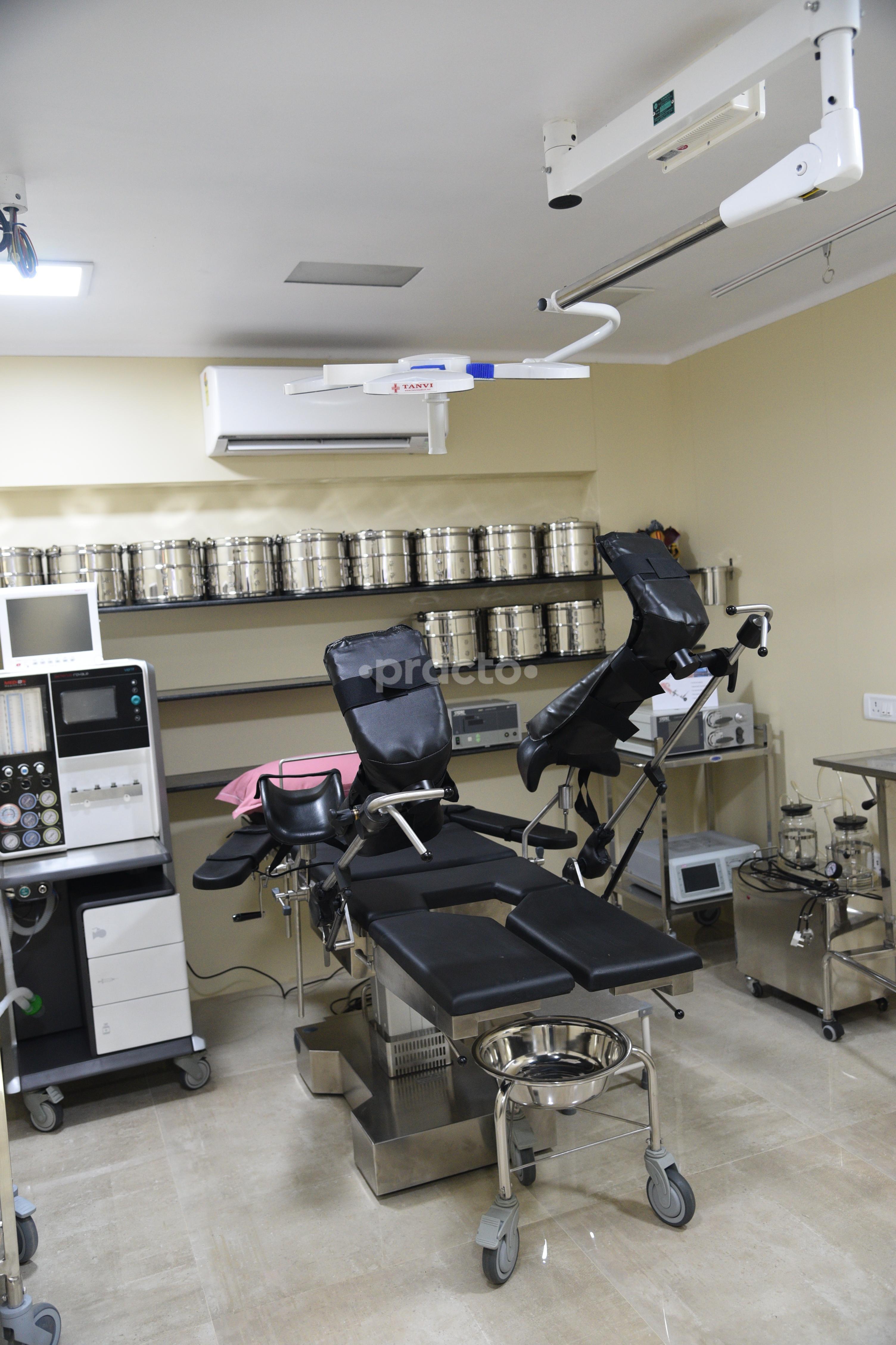 Aarush IVF and Endoscopy Centre Malad West Mumbai