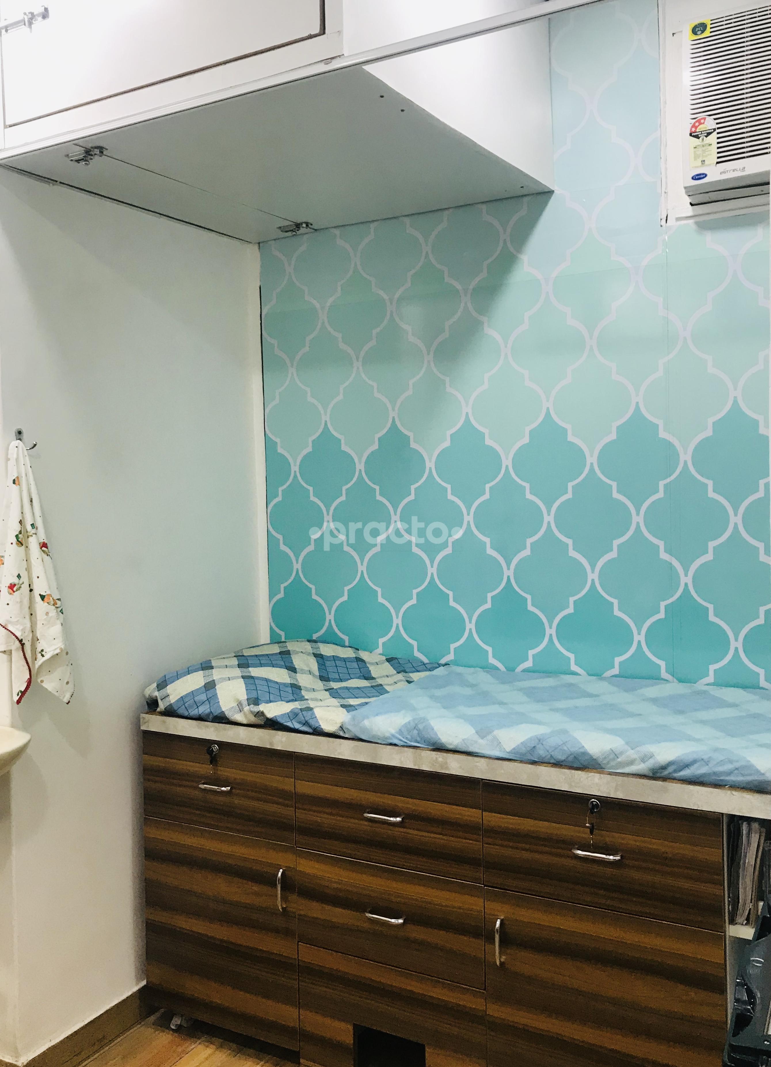 Examination Room at Women Care Clinic Dwarka Sector 22 Delhi