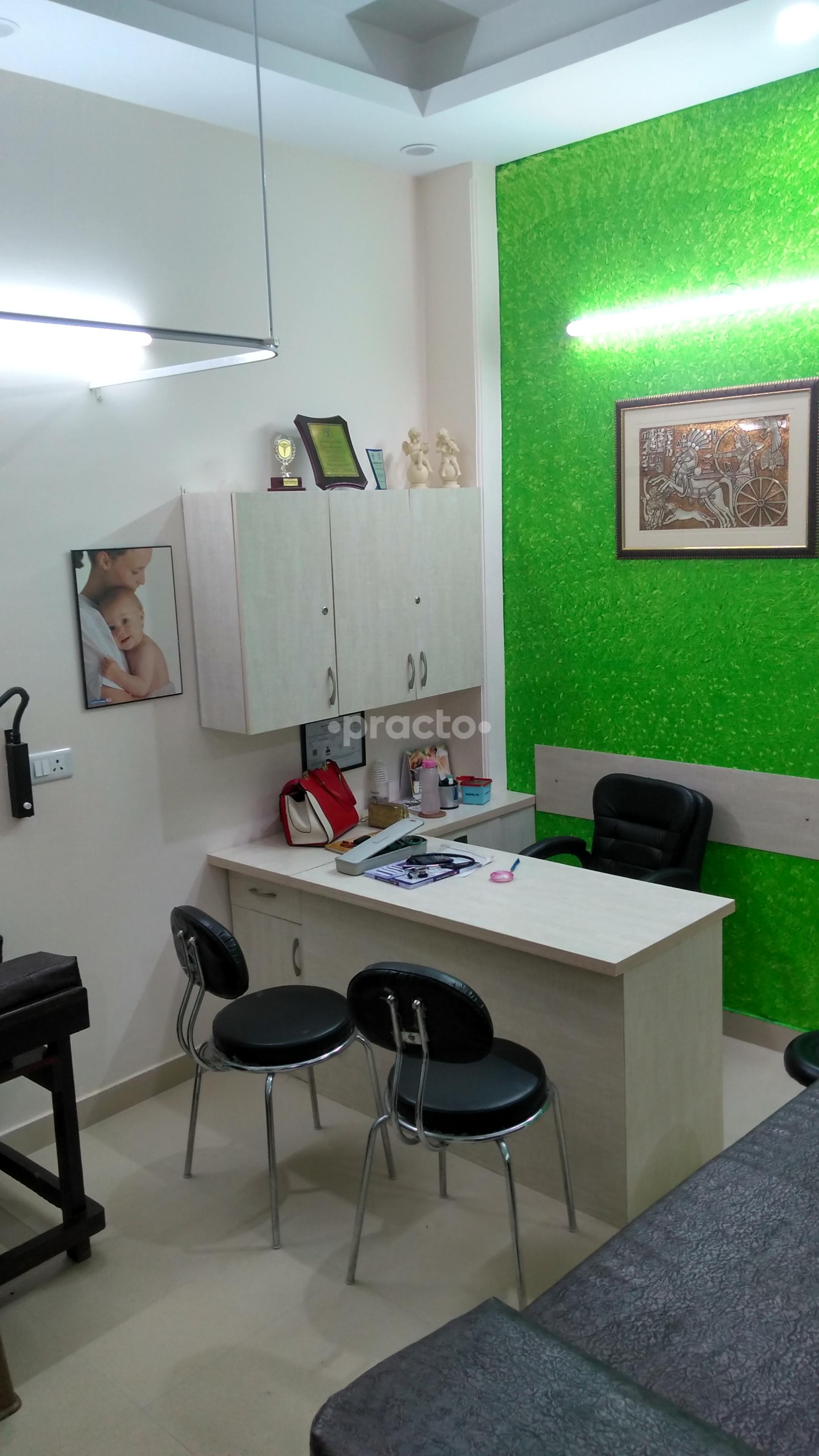 OPD/Ward at Dr.Alka Chaudhary Sanjivni Clinic Mahipalpur Delhi