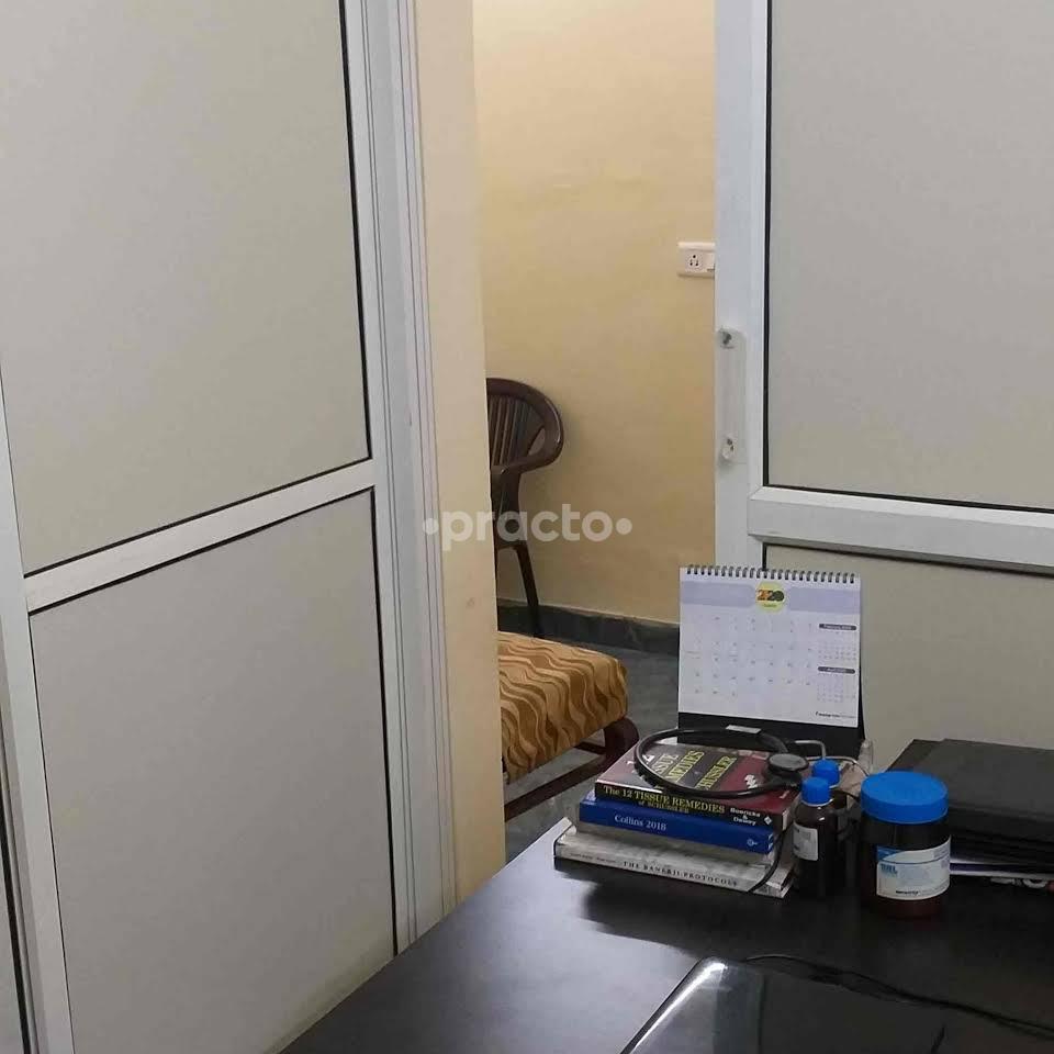 Consultation Room at Balaji Diet and Homoeo Clinic Indirapuram Ghaziabad