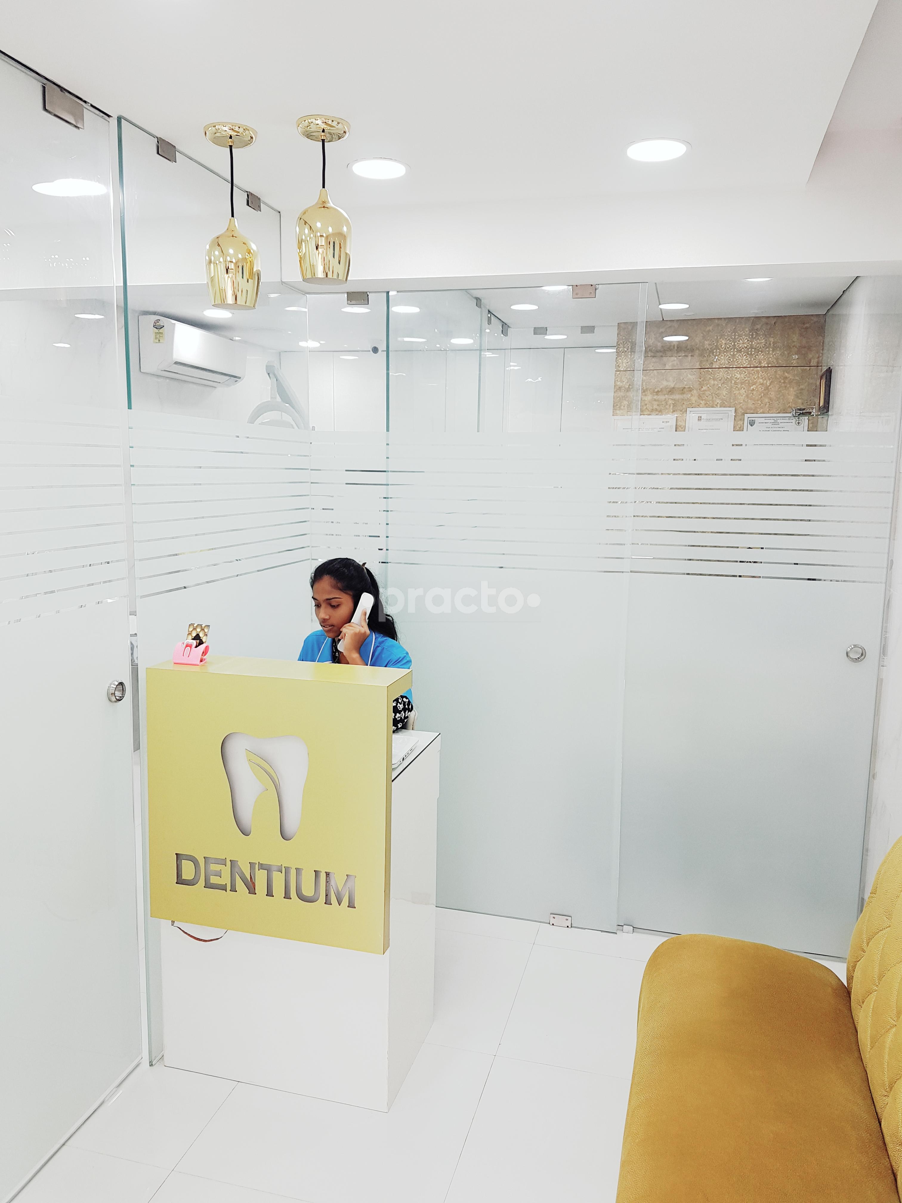 Reception at Dentium Dental Care Versova Mumbai