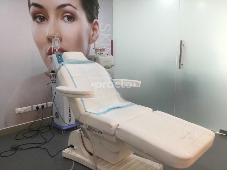 Equipment Area at Cleo Skin Clinic KPHB Hyderabad