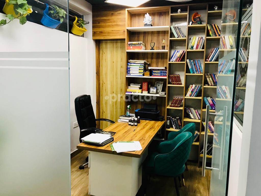 Consultation Room at Dr. Rupam Sharma Homoeopathy Gurgaon Sector 46 Gurgaon