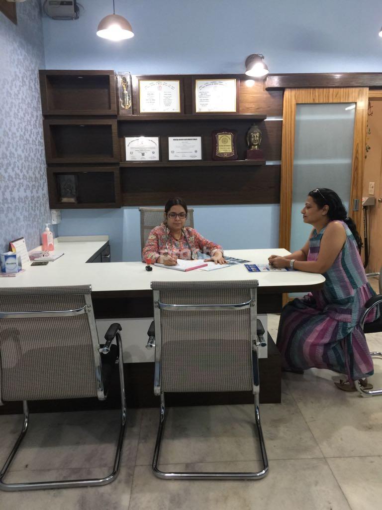 OPD/Ward at Dr. Banerjee's Clinic Alpha I Greater Noida