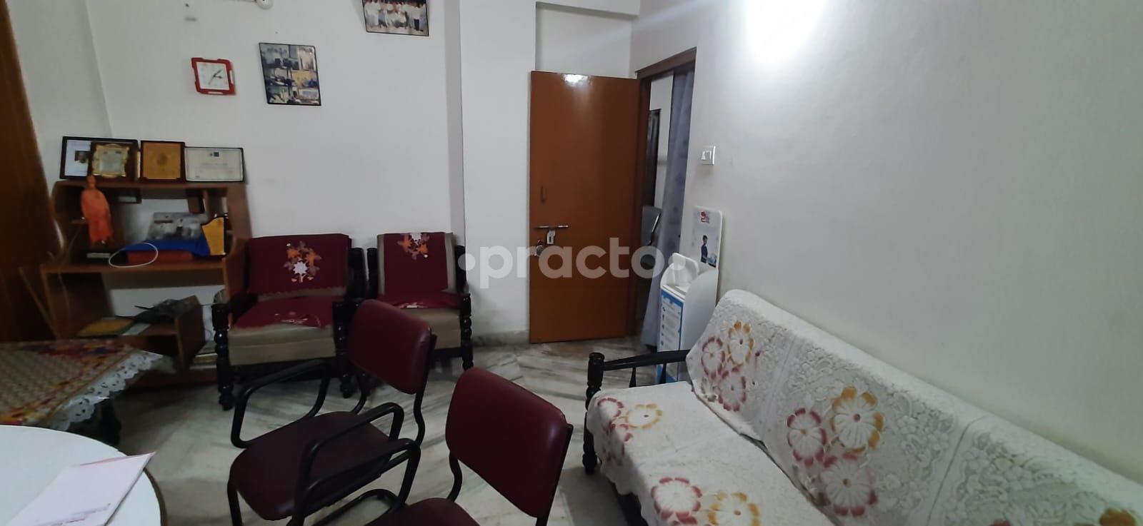 Waiting Area at Jubilee Poly Clinic Krishna Nagar Hyderabad