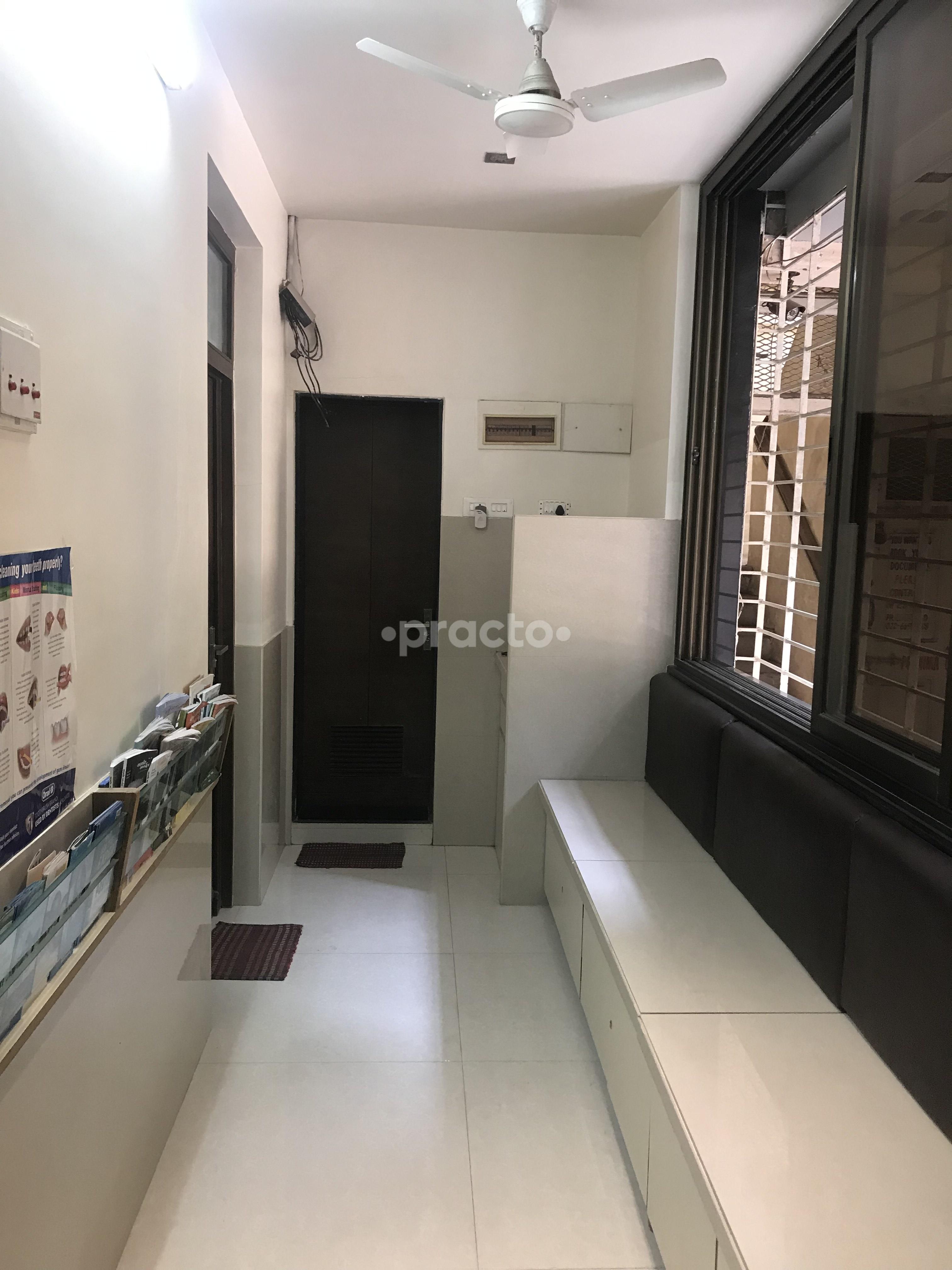 Waiting Area at Jhaveri Clinic Vileparle West Mumbai