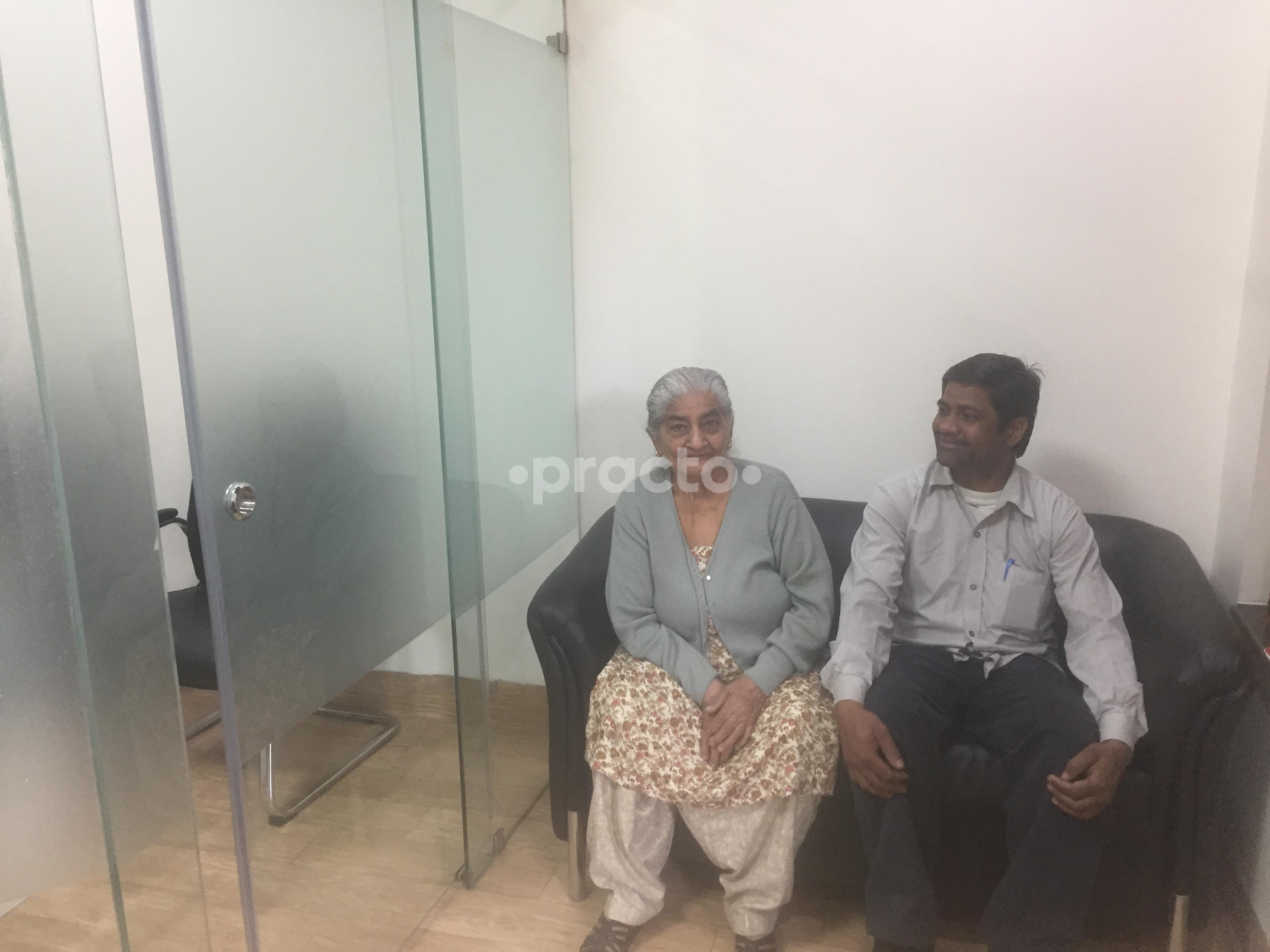 Waiting Area at Go Physio  Sector 27 Noida
