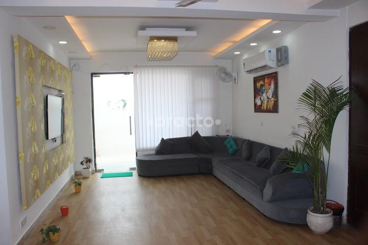 Waiting Area at Keep Smiling Dental Clinic Gurgaon Sector 39 Gurgaon