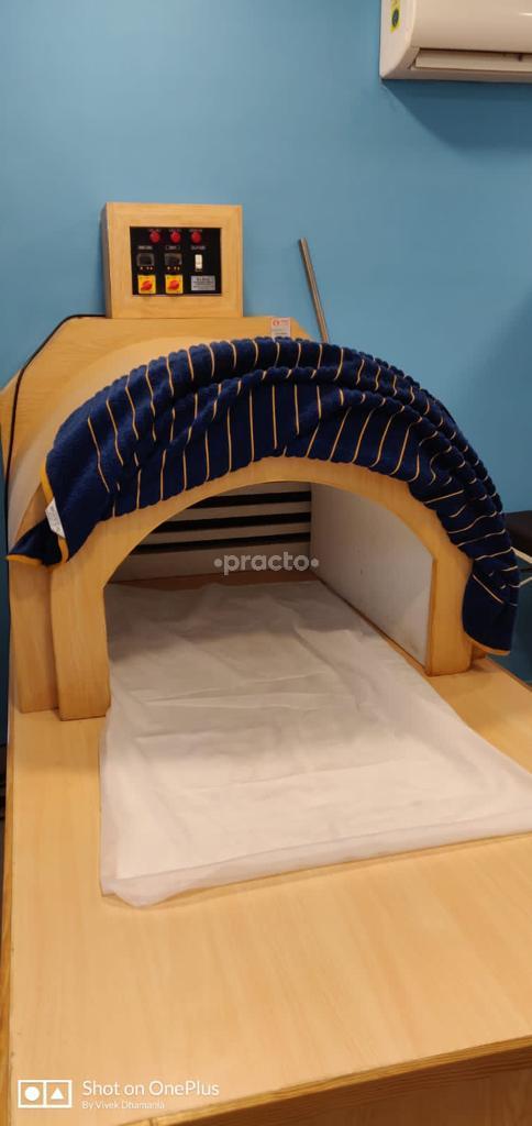 Equipment Area at Peak Wellness (Colon Hydrotherapy) Dr. Priti Nanda Gurgaon Sector 55 Gurgaon
