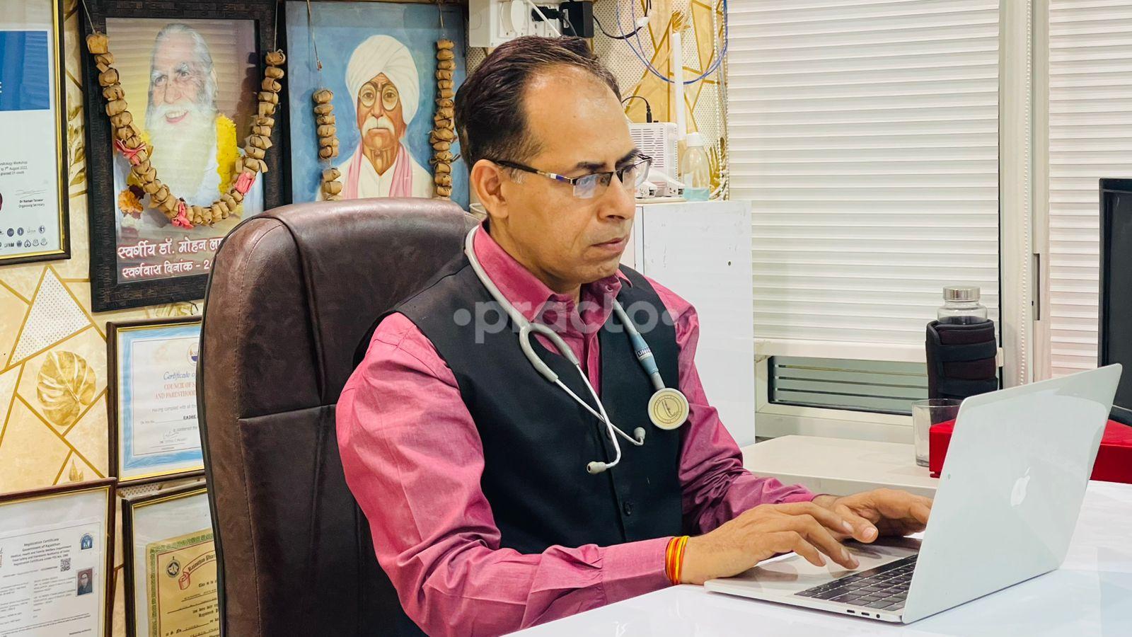 Dr. R Grover's Clinic & Research Centre Chandpole Bazar Jaipur