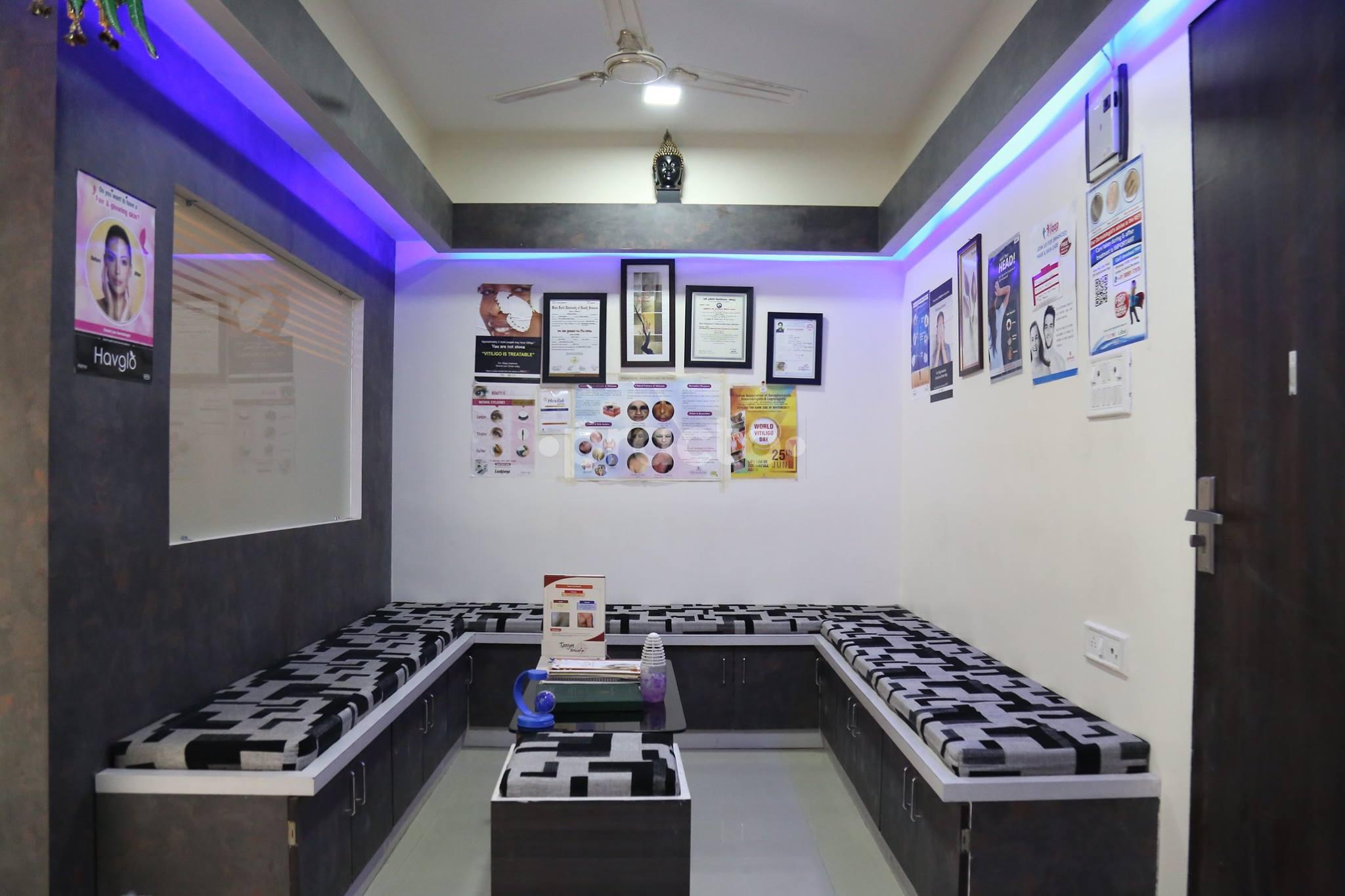 Waiting Area at Radiant Skin Hair Laser Clinic Pipliyahana Indore
