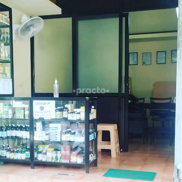 Waiting Area at Ashwini Clinic Car Street Mangalore