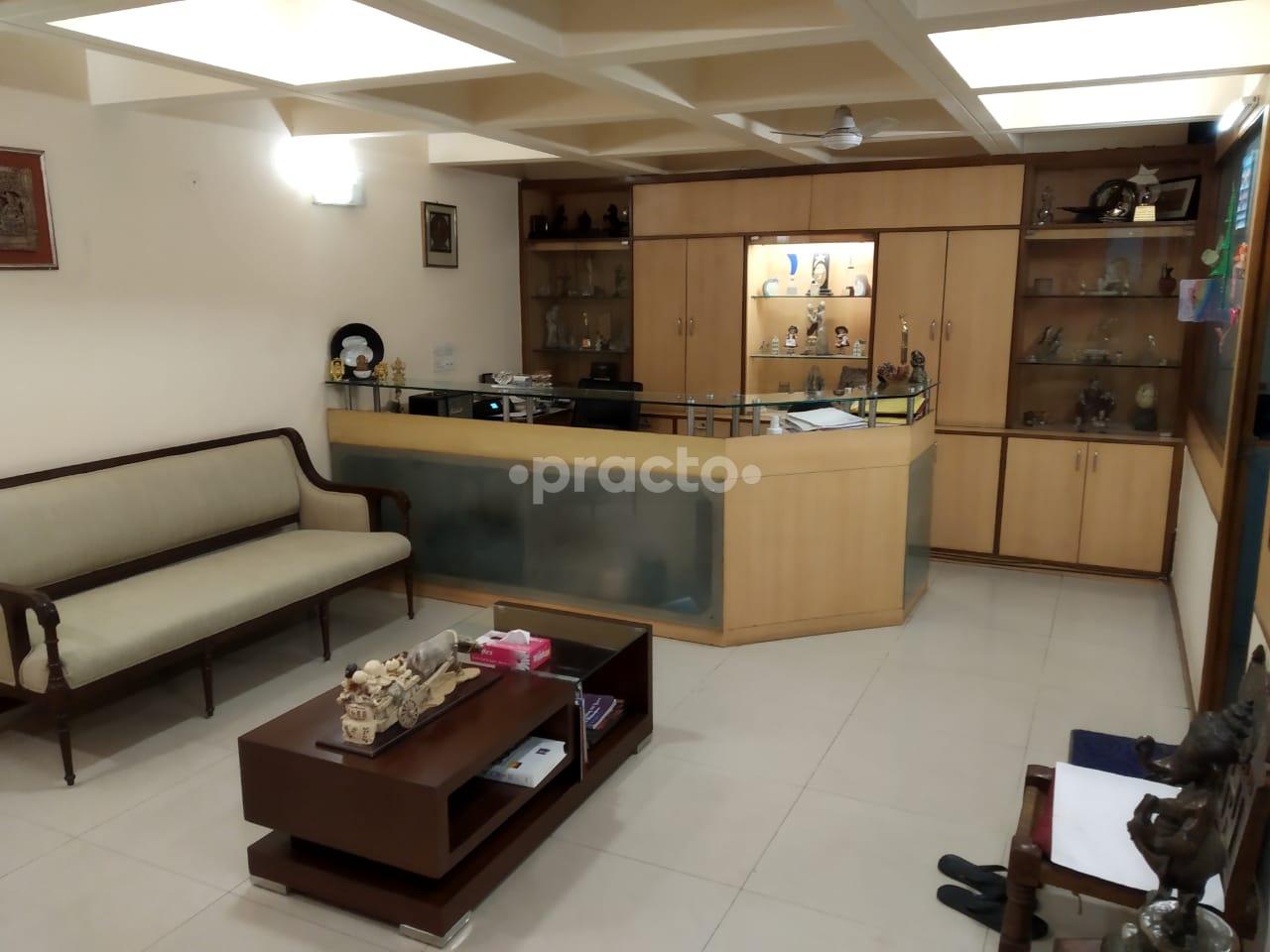 Waiting Area at Appropriate Diet Therapy Centre Greater Kailash Part 2 Delhi