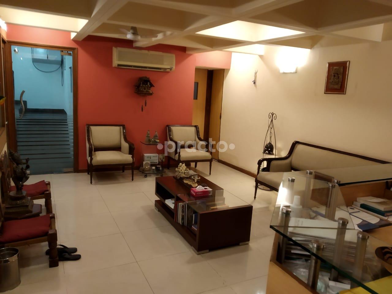 Waiting Area at Appropriate Diet Therapy Centre Greater Kailash Part 2 Delhi