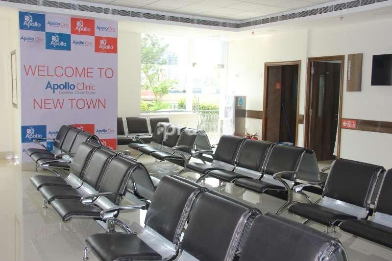 Waiting Area at Apollo Clinic New Town Kolkata