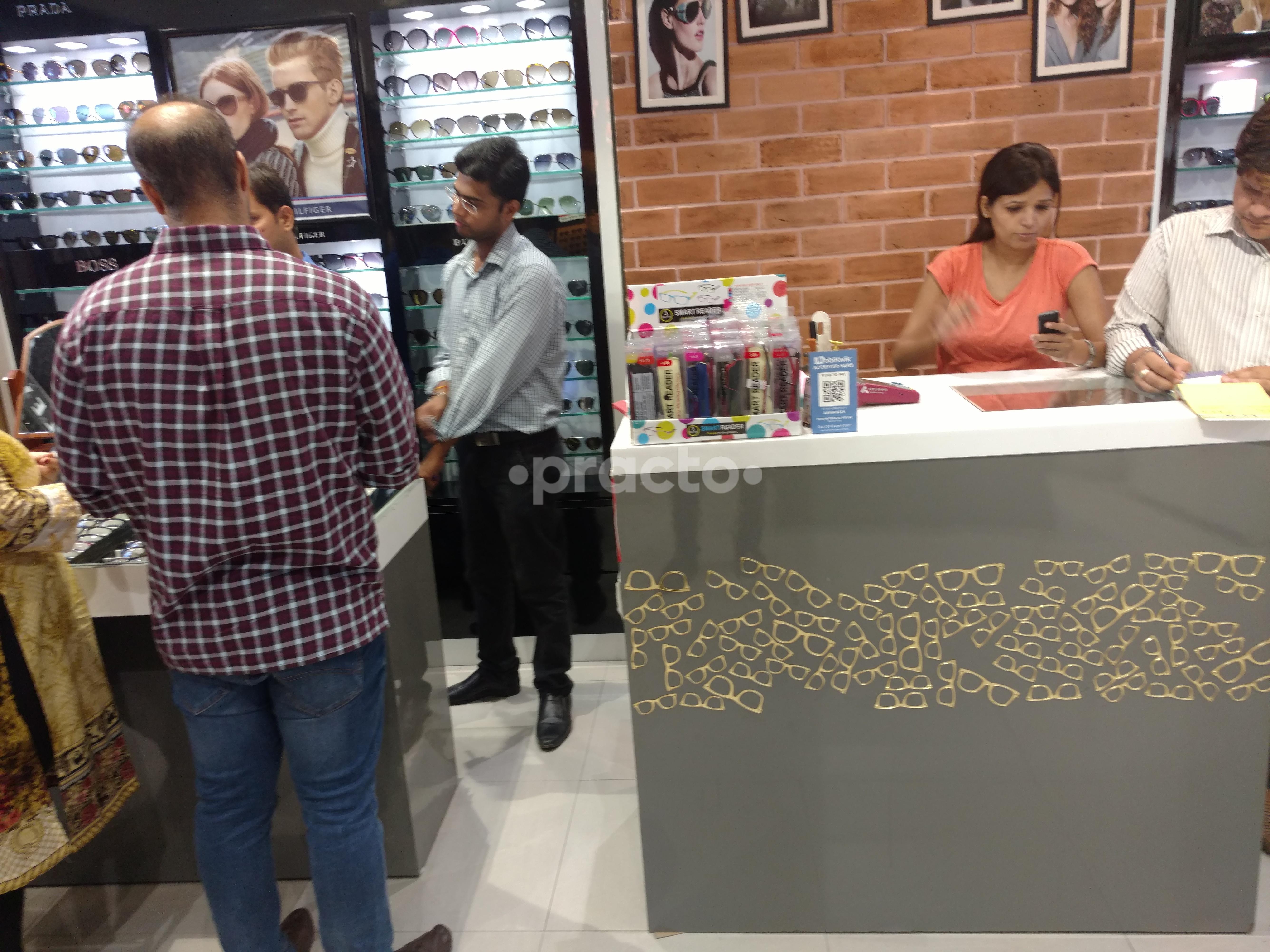 Reception at Punjab Optical House Sector 18 Noida