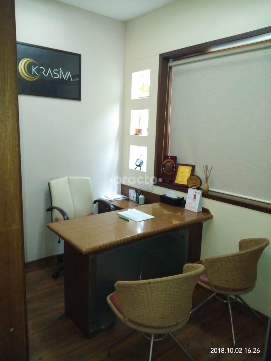 OPD/Ward at Krasiva Clinic Bandra West Mumbai