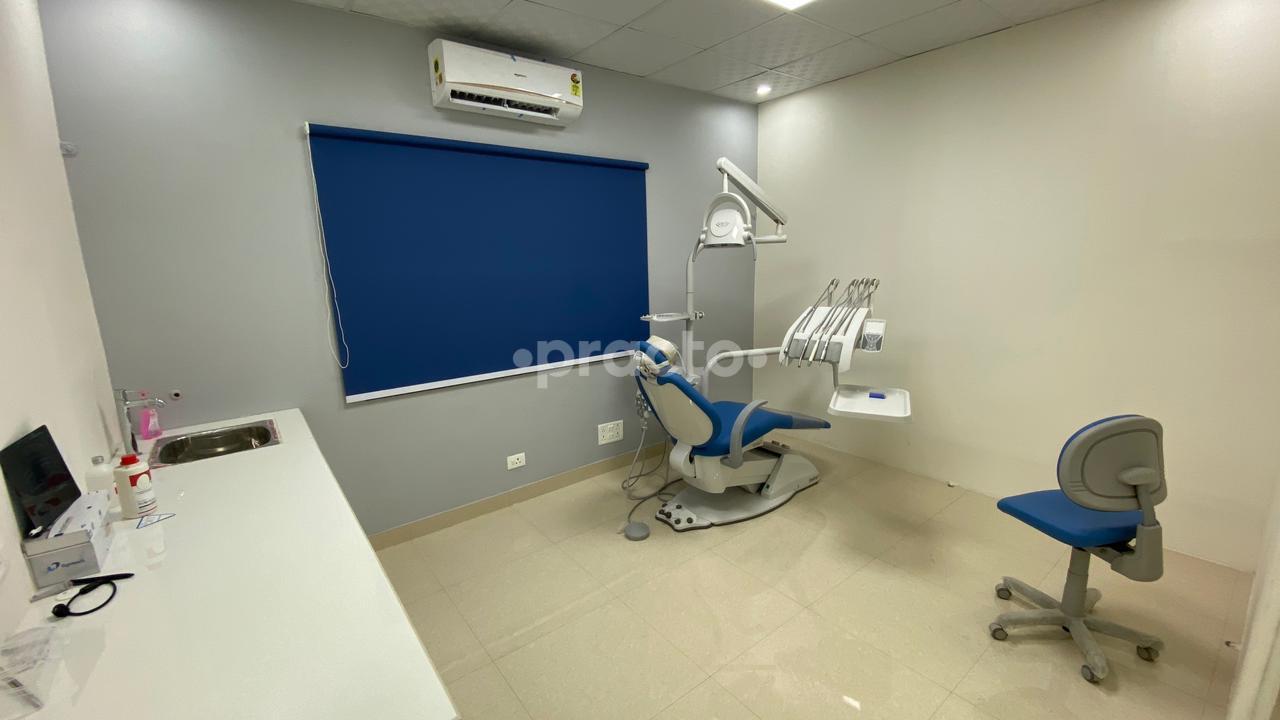Equipment Area at Dr. Pal's Multispeciality Dental Care Dilaram Bazar Dehradun
