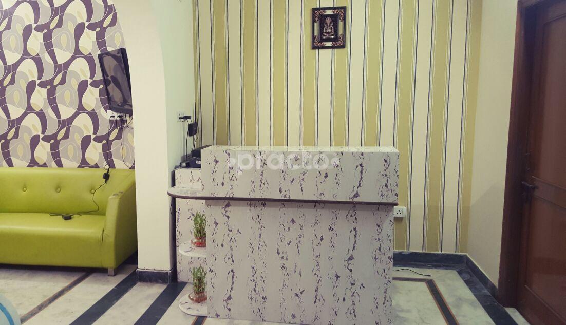 Reception at Smile and Senses ENT & Dental Clinic Gurgaon Sector 67 Gurgaon