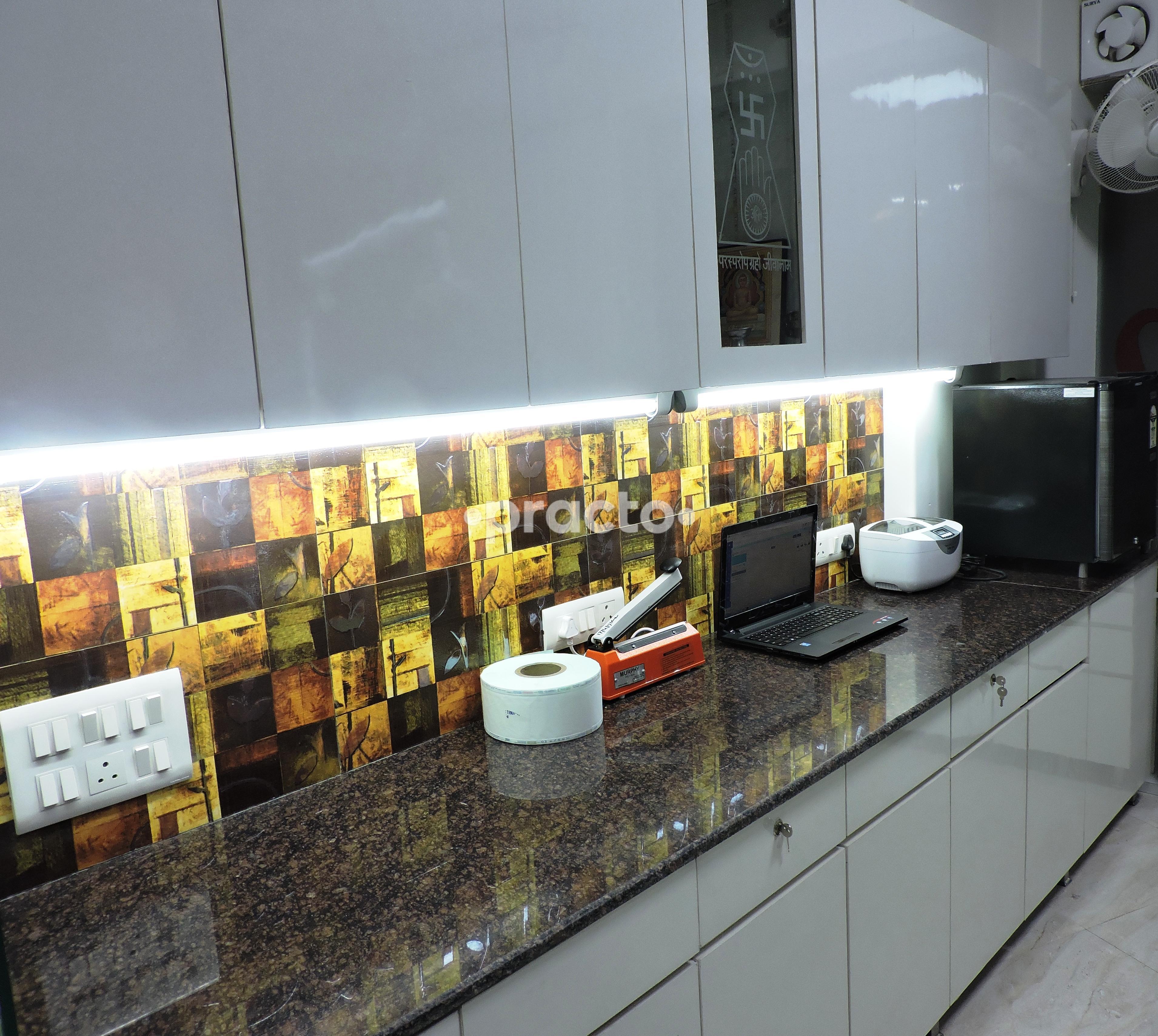 Services at Smiletree Dental Care Sector 107 Noida
