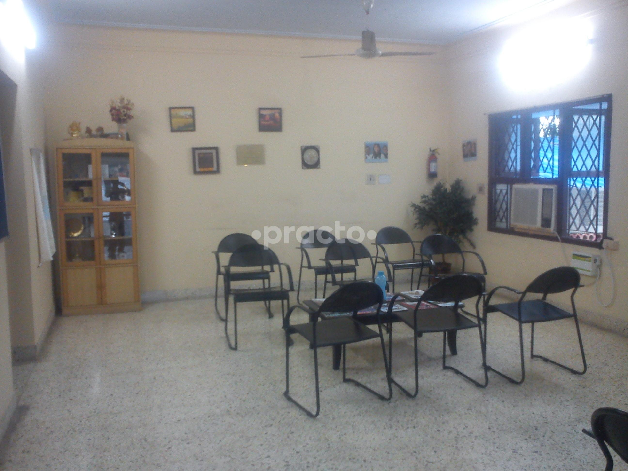 Reception at Trinethra Eye Care Mahalingapuram Chennai
