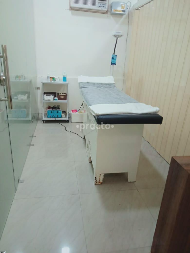 All types of rooms at Dr Navjot Arora's Dermaheal Skin, Hair & Aesthetic Clinic Dwarka Sector 7 Delhi