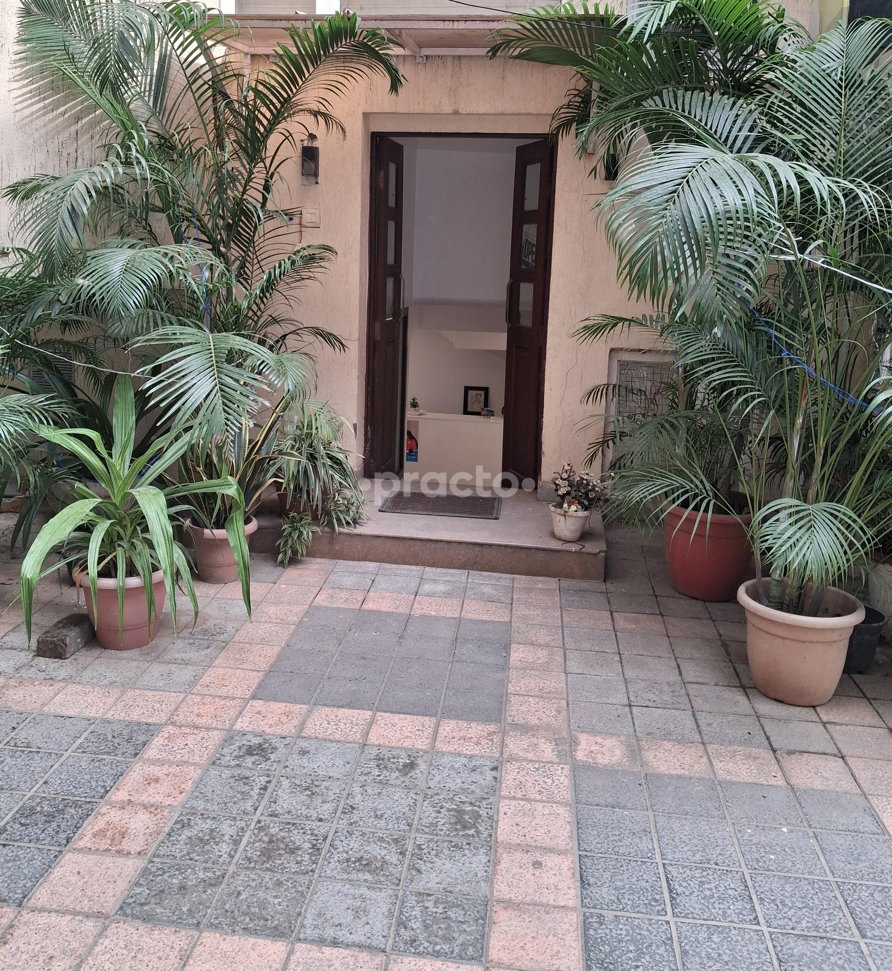 Outside Area at Smayan Dental Consultancy Hauz Khas Delhi