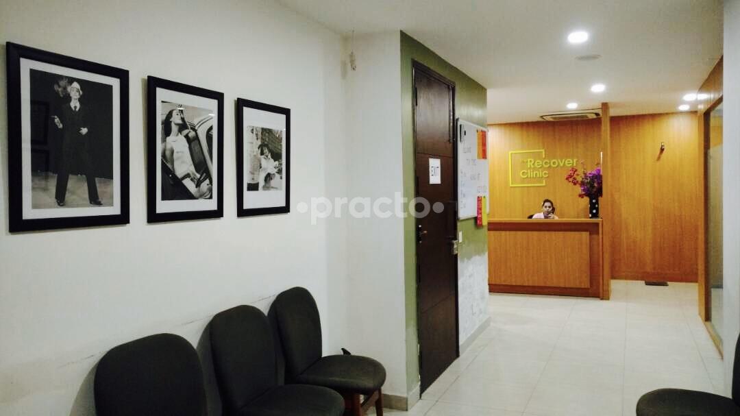 Waiting Area at The Recover Clinic Defence Colony Delhi