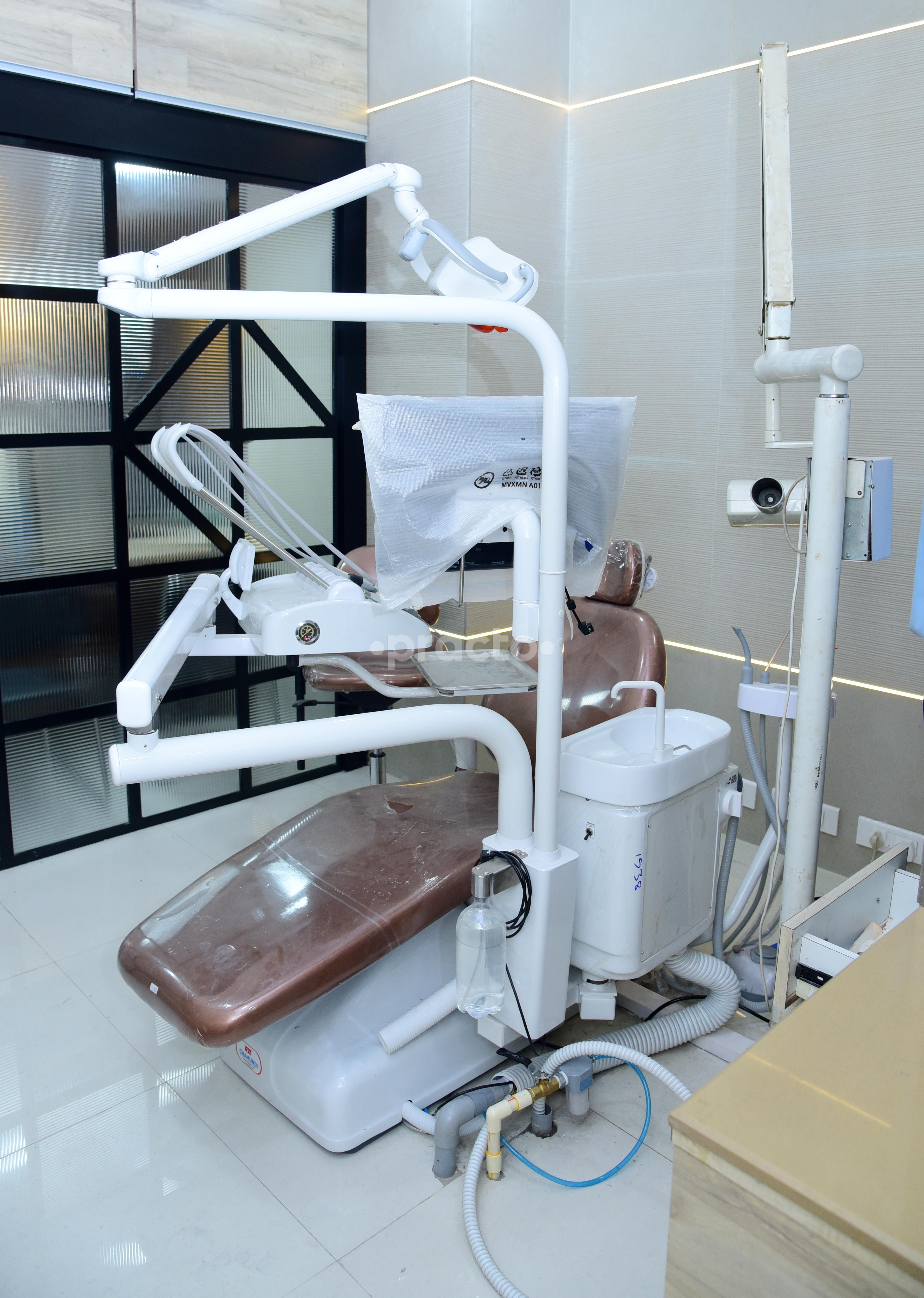 Operation Room at Dr. Chhil's Dental Specialities Bhendi Bazaar Mumbai