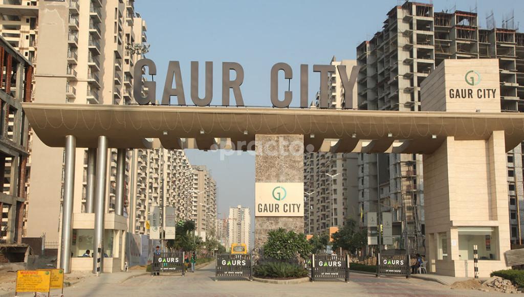 Entrance at The Kidney Clinic Greater Noida West Greater Noida