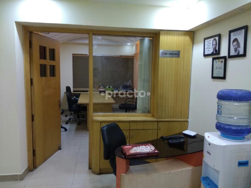 Reception at Dental Cosmos Karol Bagh Delhi