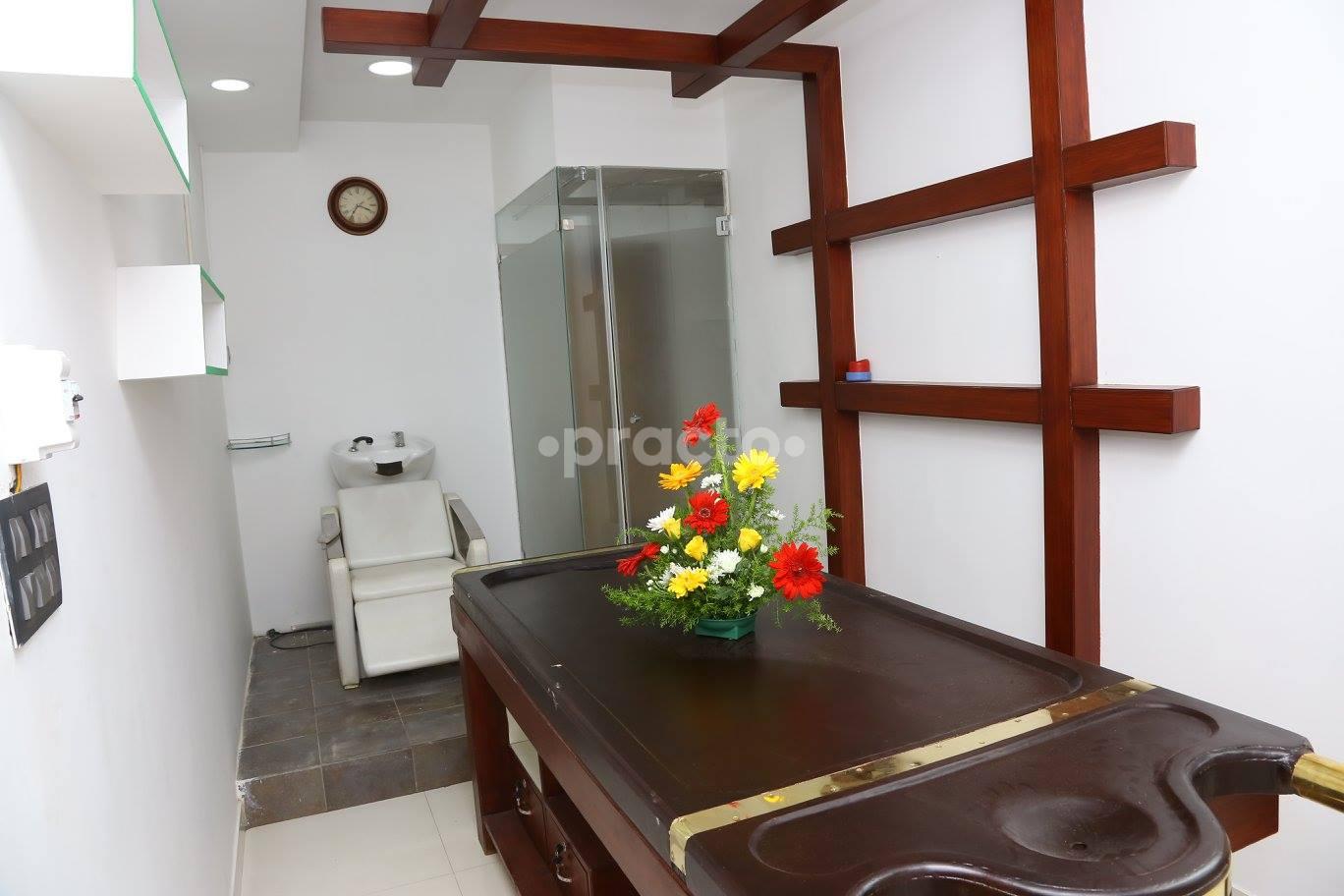 Services at Poorna Ayur Coimbatore Racecourse Coimbatore